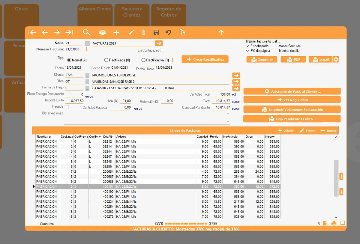 Factura de cliente en Gesthorm con sus líneas de albaranes, importe bruto, IVA, total y botones de asistente de facturación, impresión y envío por correo